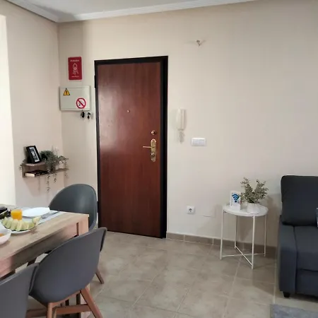 Elegant In A Very Quiet Area Apartment *